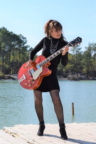 nelly berthele guitare