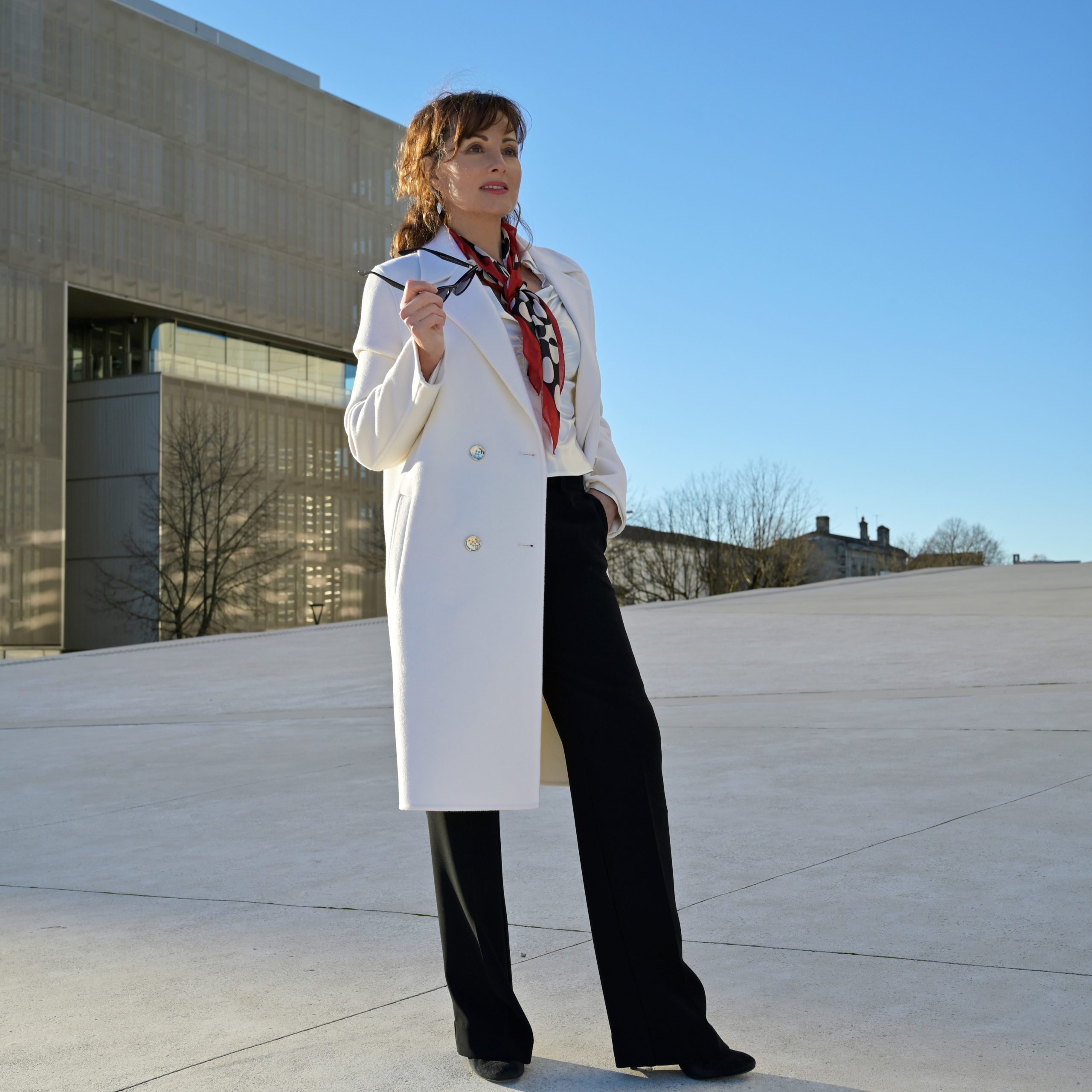 Manteau laine blanc zara Nelly Berthele